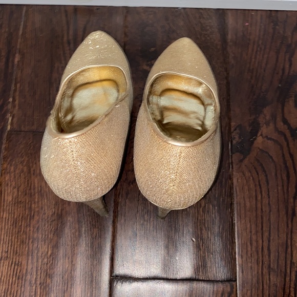 Gold sparkly platform heels - Picture 4 of 6